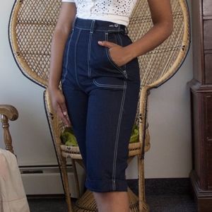 Freddies of Pinewood Clam Diggers Size 32